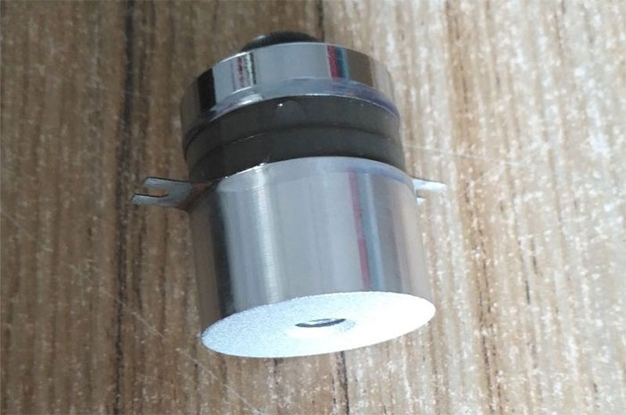 工業(yè)振動傳感器的優(yōu)勢是什么，該如何選擇？(圖1)